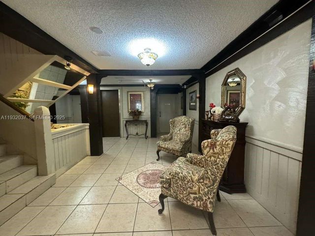 3670 Inverrary Dr 3S, Lauderhill, FL 33319