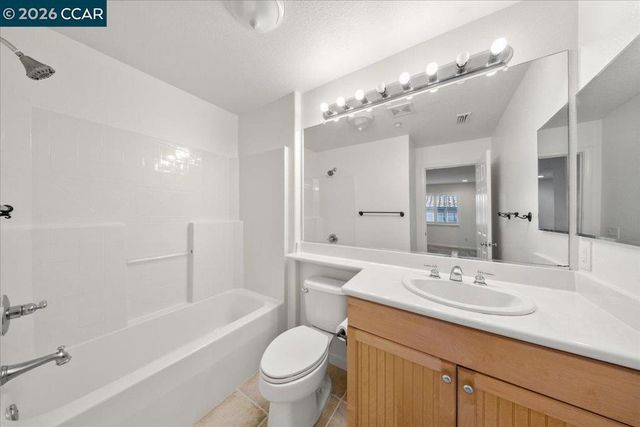 63 Meritage Cmn 205, Livermore, CA 94551