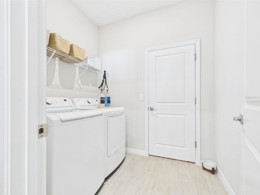 Image 28 of property listing at 7110 SW 133RD LANE, Ocala, FL 34473