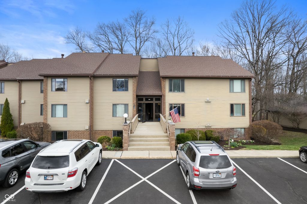 108 Knoll Court A, Noblesville, IN 46062