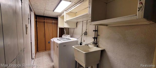 7416 Azalea Court Court, West Bloomfield, MI 48322