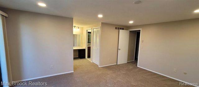 7416 Azalea Court Court, West Bloomfield, MI 48322