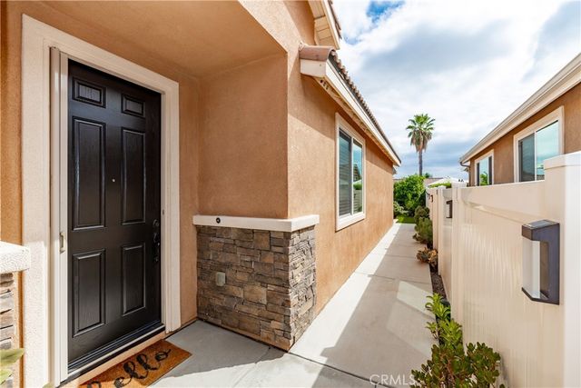 30294 Coralium Way, Menifee, CA 92584