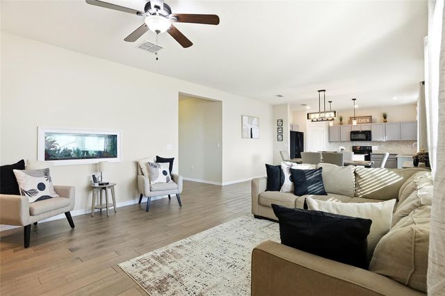 4493 SURREY SPRING WAY, St Cloud, FL 34772