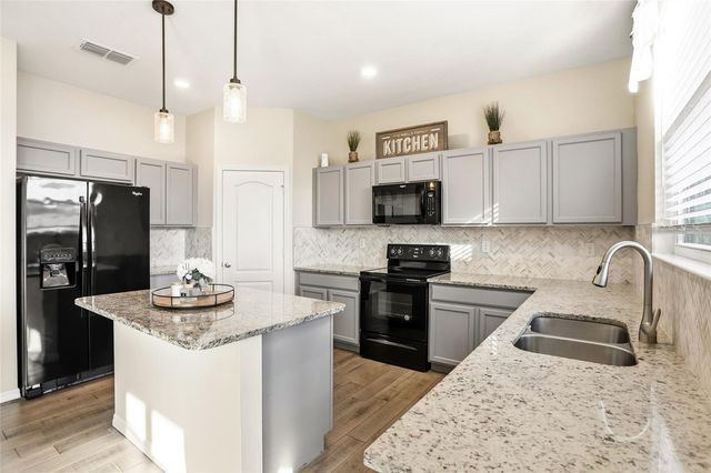 4493 SURREY SPRING WAY, St Cloud, FL 34772