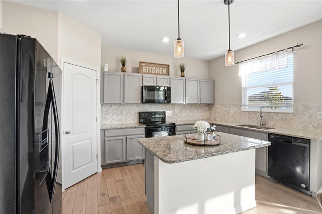 4493 SURREY SPRING WAY, St Cloud, FL 34772