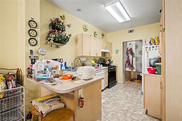 9624 Blue Calico Drive, Las Vegas, NV 89123