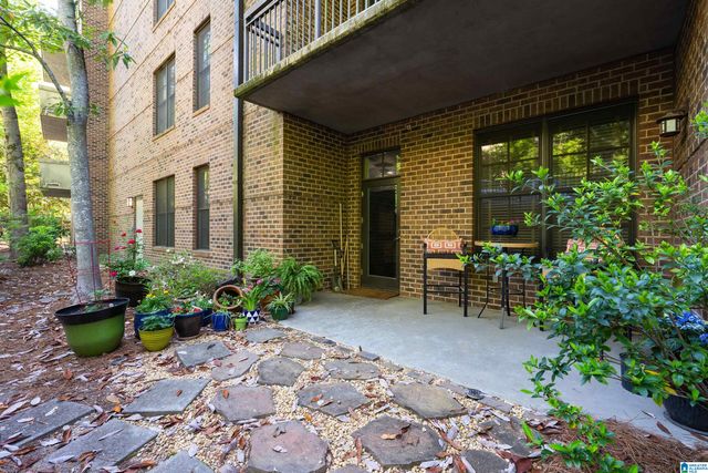 1040 Broadway Park Apt 226, Homewood, AL 35209