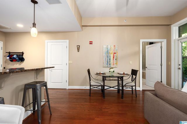 1040 Broadway Park Apt 226, Homewood, AL 35209