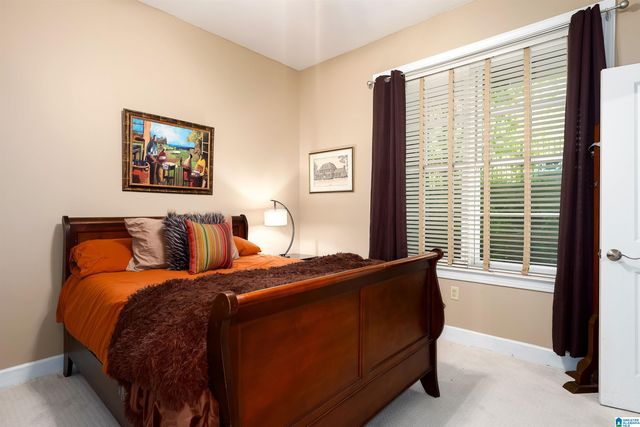 1040 Broadway Park Apt 226, Homewood, AL 35209