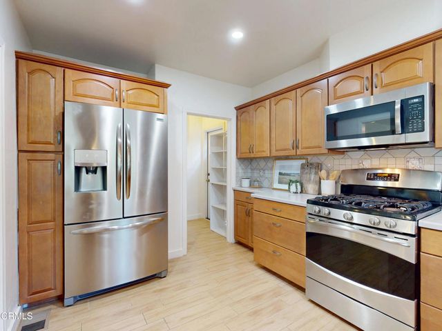 4743 Briggs Avenue, La Crescenta, CA 91214