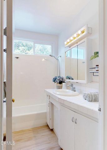 4743 Briggs Avenue, La Crescenta, CA 91214