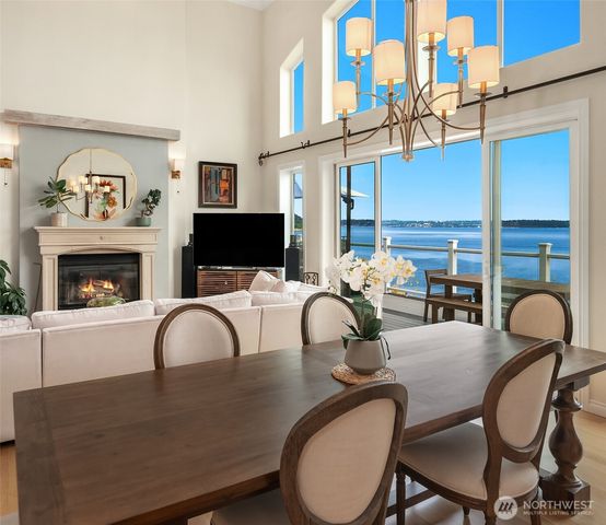 25764 Gold Beach Drive SW, Vashon, WA 98070