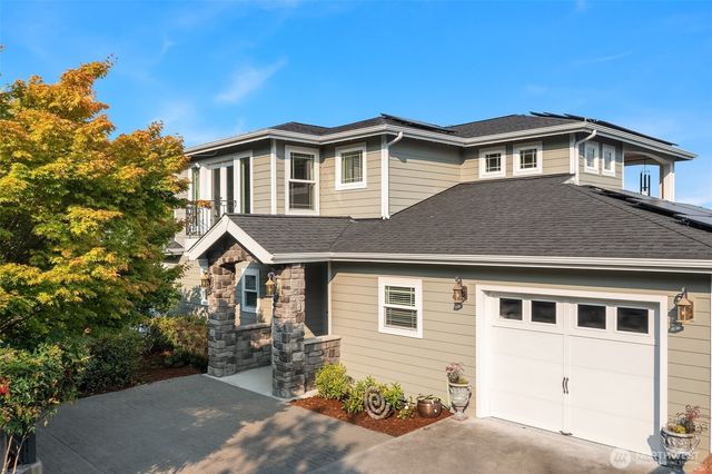 25764 Gold Beach Drive SW, Vashon, WA 98070