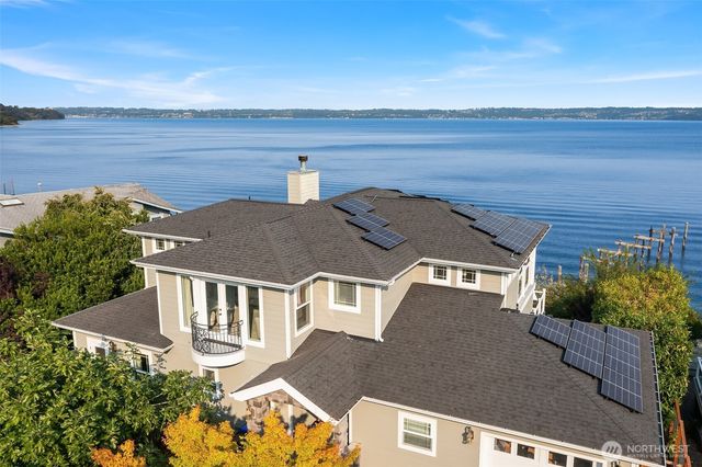 25764 Gold Beach Drive SW, Vashon, WA 98070
