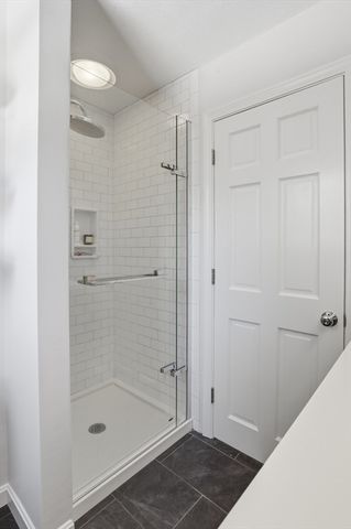 23 Belknap Dr, Andover, MA 01810