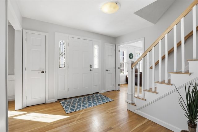 23 Belknap Dr, Andover, MA 01810