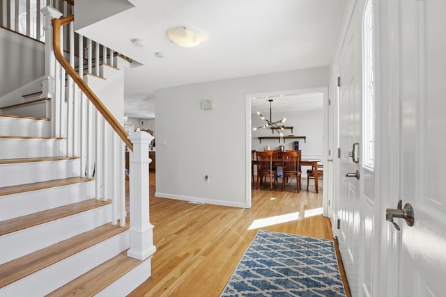 23 Belknap Dr, Andover, MA 01810