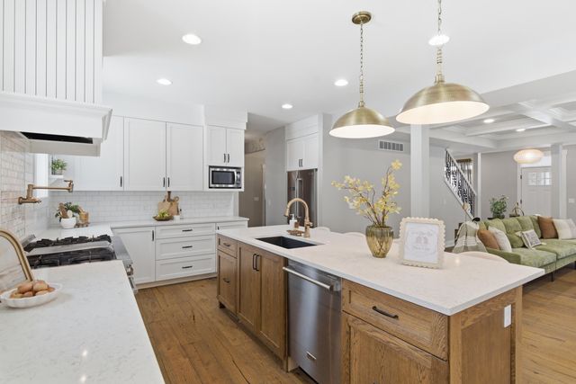 6606 Spaniel Drive, Kalamazoo, MI 49009