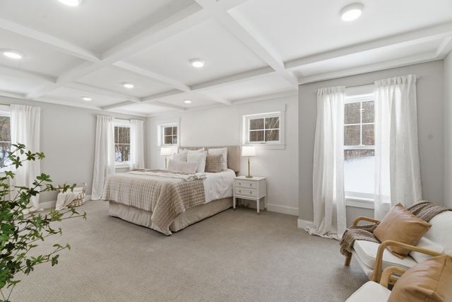 6606 Spaniel Drive, Kalamazoo, MI 49009