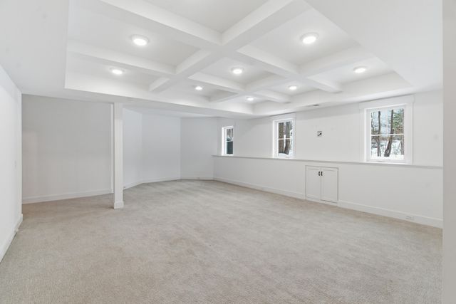 6606 Spaniel Drive, Kalamazoo, MI 49009