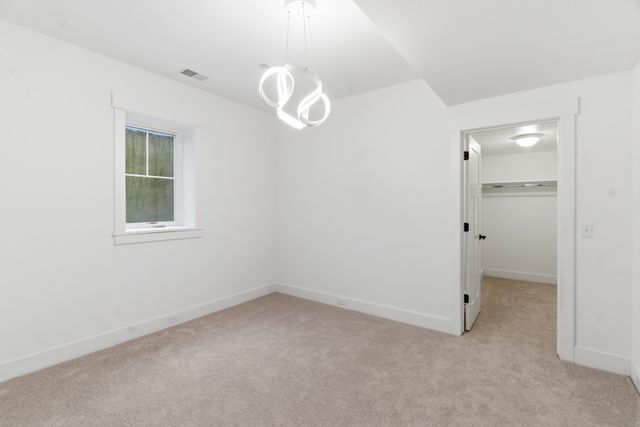 6606 Spaniel Drive, Kalamazoo, MI 49009