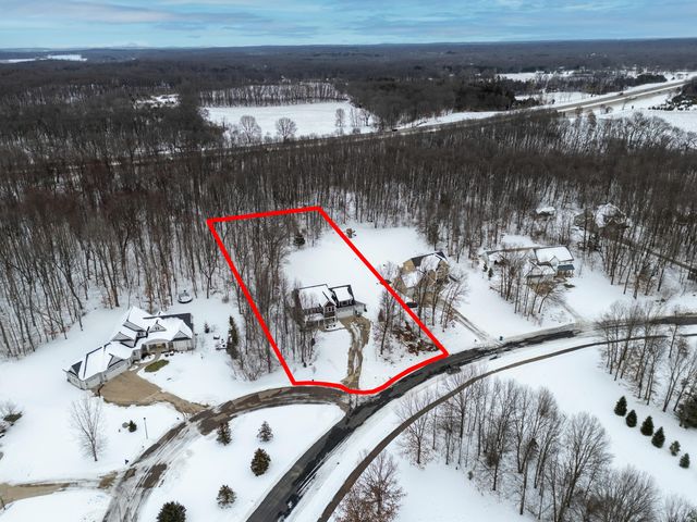 6606 Spaniel Drive, Kalamazoo, MI 49009