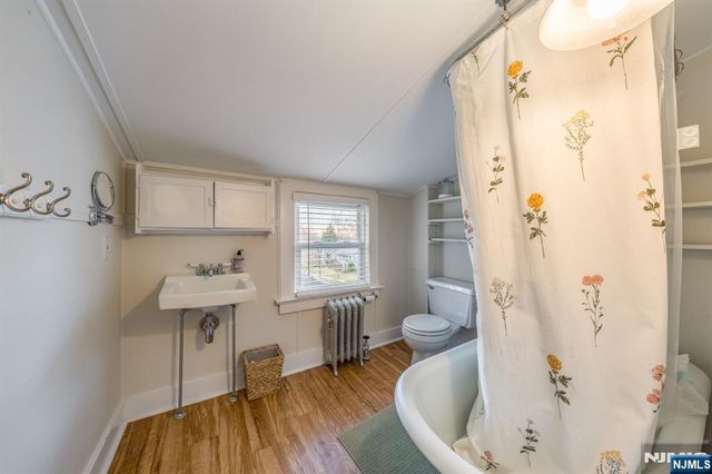 133 Buckingham Road, Montclair, NJ 07043