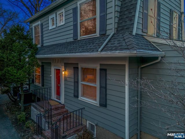 133 Buckingham Road, Montclair, NJ 07043