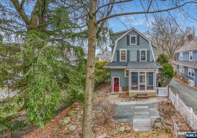 133 Buckingham Road, Montclair, NJ 07043