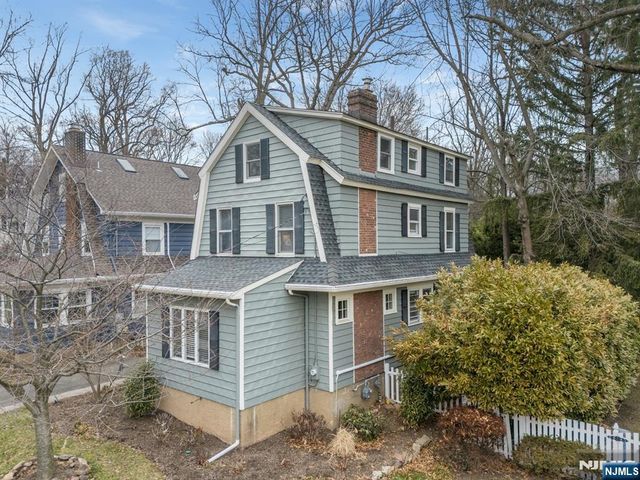 133 Buckingham Road, Montclair, NJ 07043