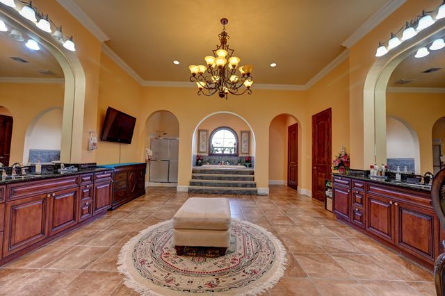 507 North Canal Boulevard, Thibodaux, LA 70301