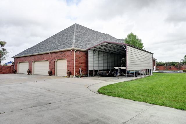 507 North Canal Boulevard, Thibodaux, LA 70301