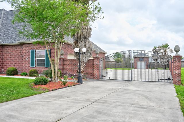 507 North Canal Boulevard, Thibodaux, LA 70301