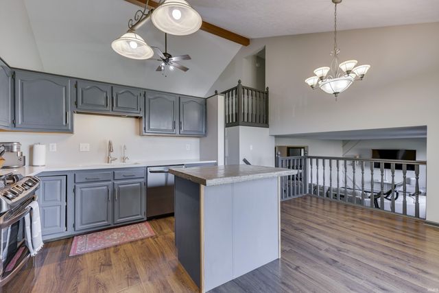 814 Morphis Lane, Greenwood, IN 46142