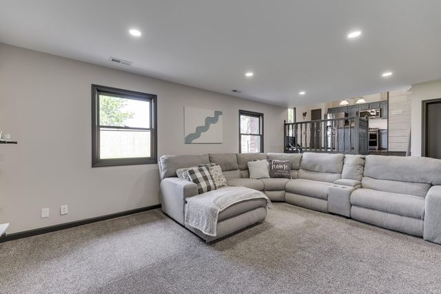 814 Morphis Lane, Greenwood, IN 46142