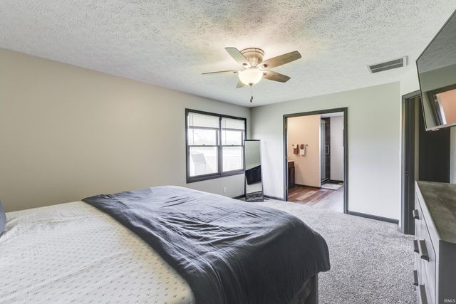 814 Morphis Lane, Greenwood, IN 46142