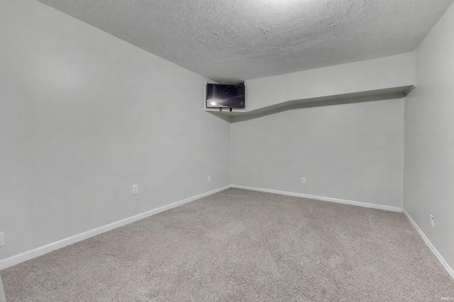 814 Morphis Lane, Greenwood, IN 46142