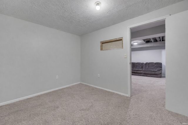 814 Morphis Lane, Greenwood, IN 46142