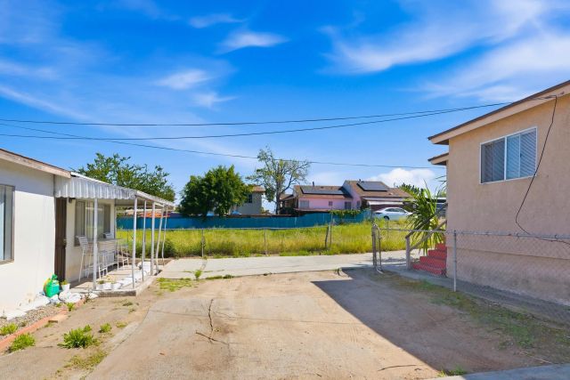 5242-48 Imperial Ave, Sd, CA 92114