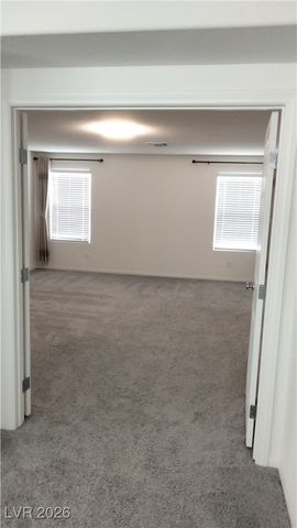 7513 Lush Oasis Avenue, Las Vegas, NV 89113