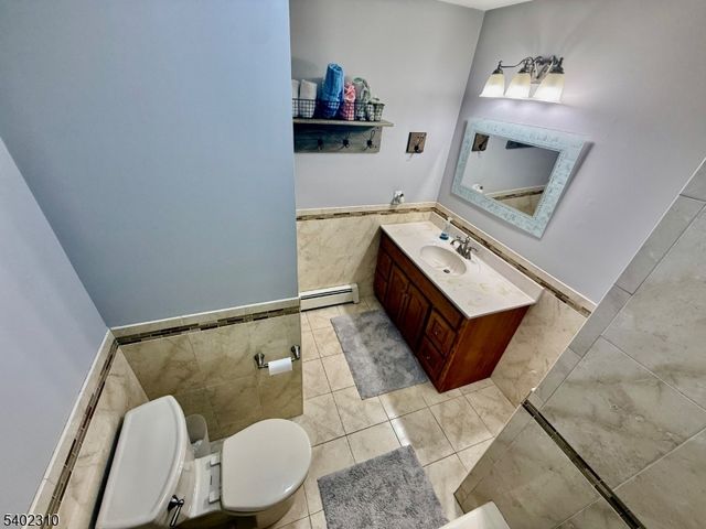 117 Papscoe Rd, West Milford Twp., NJ 07421