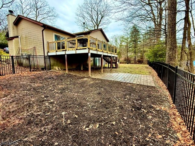 117 Papscoe Rd, West Milford Twp., NJ 07421