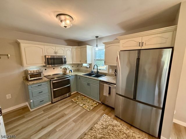 117 Papscoe Rd, West Milford Twp., NJ 07421