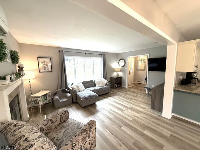 117 Papscoe Rd, West Milford Twp., NJ 07421