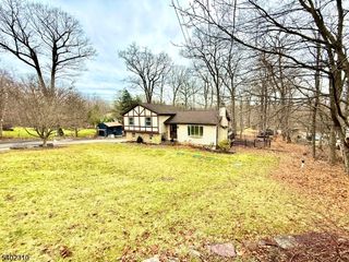 117 Papscoe Rd, West Milford Twp., NJ 07421