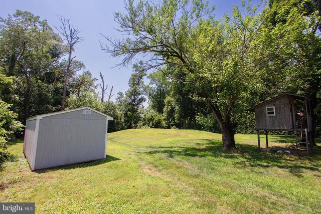 5785 S BROAD ST, Hamilton, NJ 08620