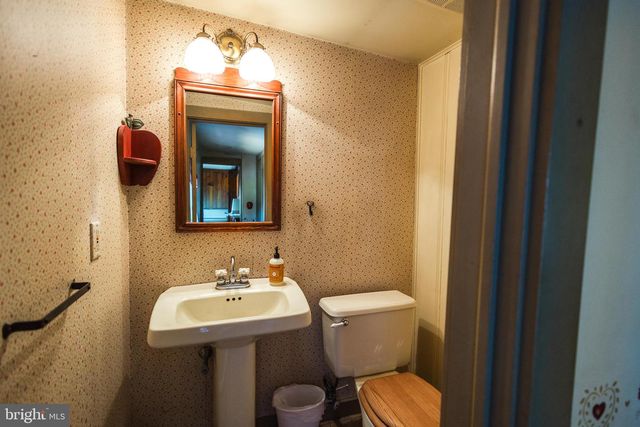 5785 S BROAD ST, Hamilton, NJ 08620