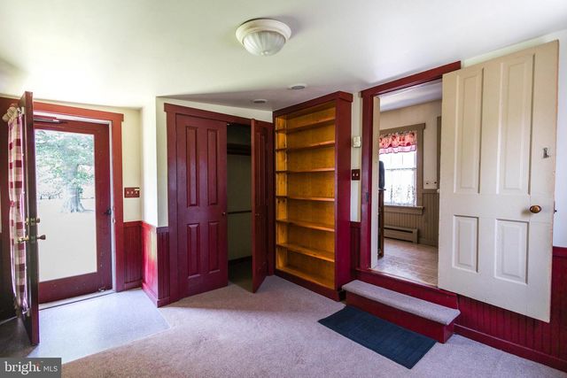5785 S BROAD ST, Hamilton, NJ 08620
