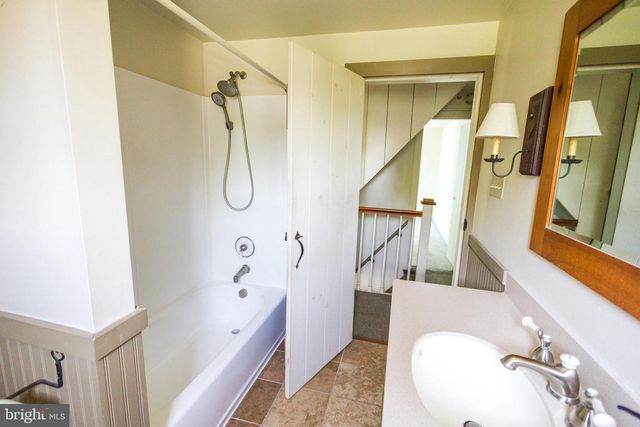 5785 S BROAD ST, Hamilton, NJ 08620